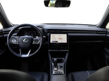 Lexus LBX